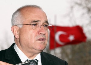 DEVLET BAKANI VE BASBAKAN YARDIMCISI CEMIL CICEK